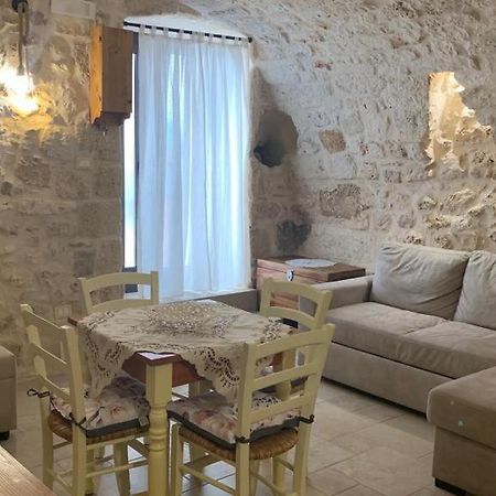 Casa Vacanza Appia Antica Каровиньо Экстерьер фото